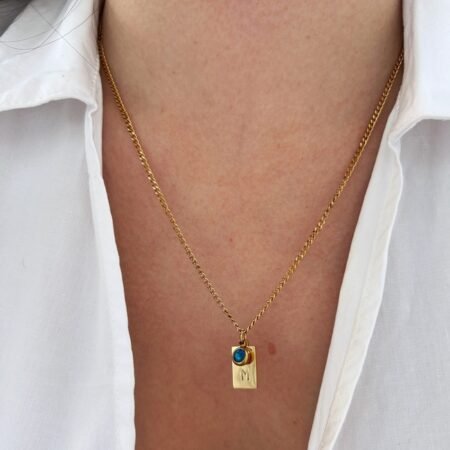 Collar Placa Inicial - Acero inoxidable enchapado en oro