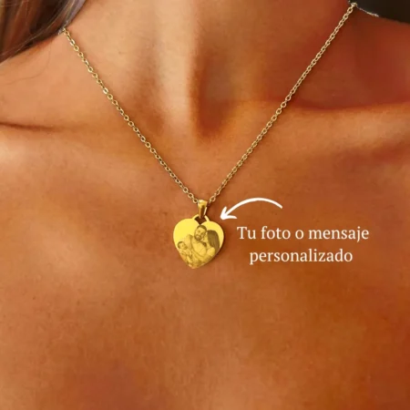 Collar Corazón con Fotograbado – Dorado
